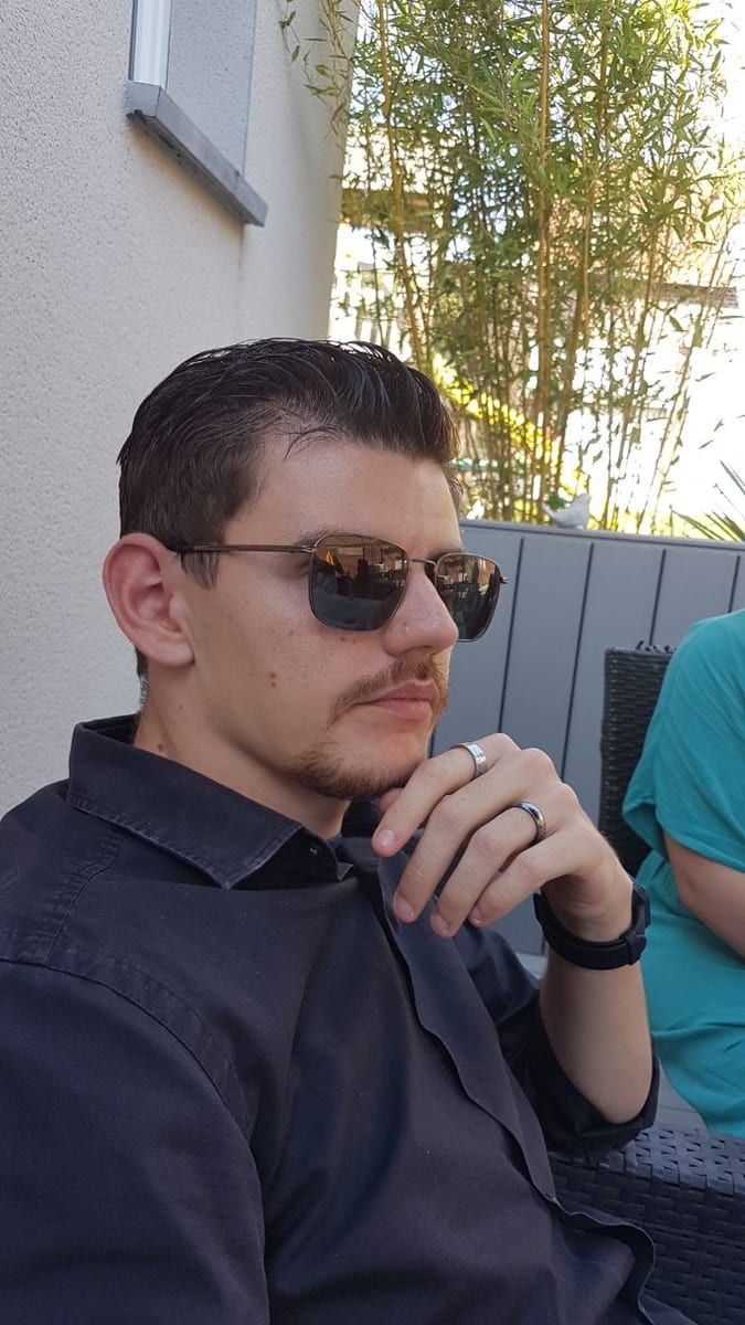 Profil de Maury, 36 ans, Site de rencontre gay à Lens (Valais)