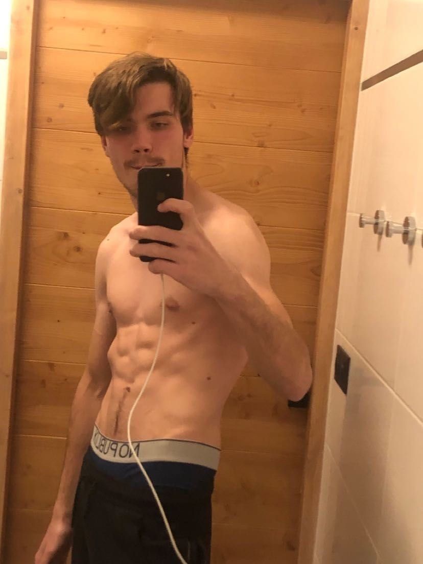 Profil de Villy, 40 ans, Site de rencontre gay à Ocourt (Jura)