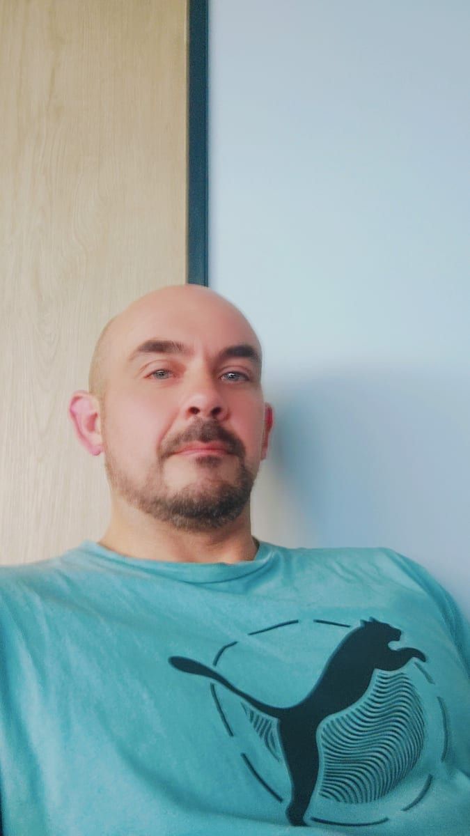 Jovany - Site de rencontre gay à Cumpadials Profil de Jovany, 32 ans, Site de rencontre gay à Cumpadials (Grisons)