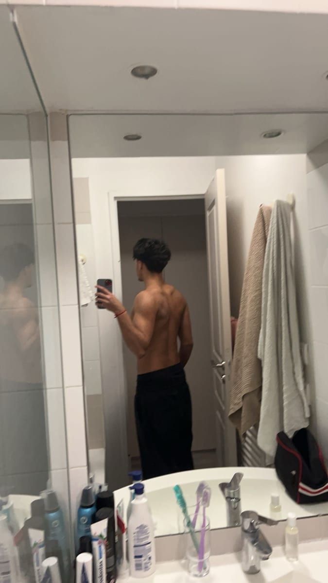 Profil de Ronny, 29 ans, Site de rencontre gay à Russin (Genève)