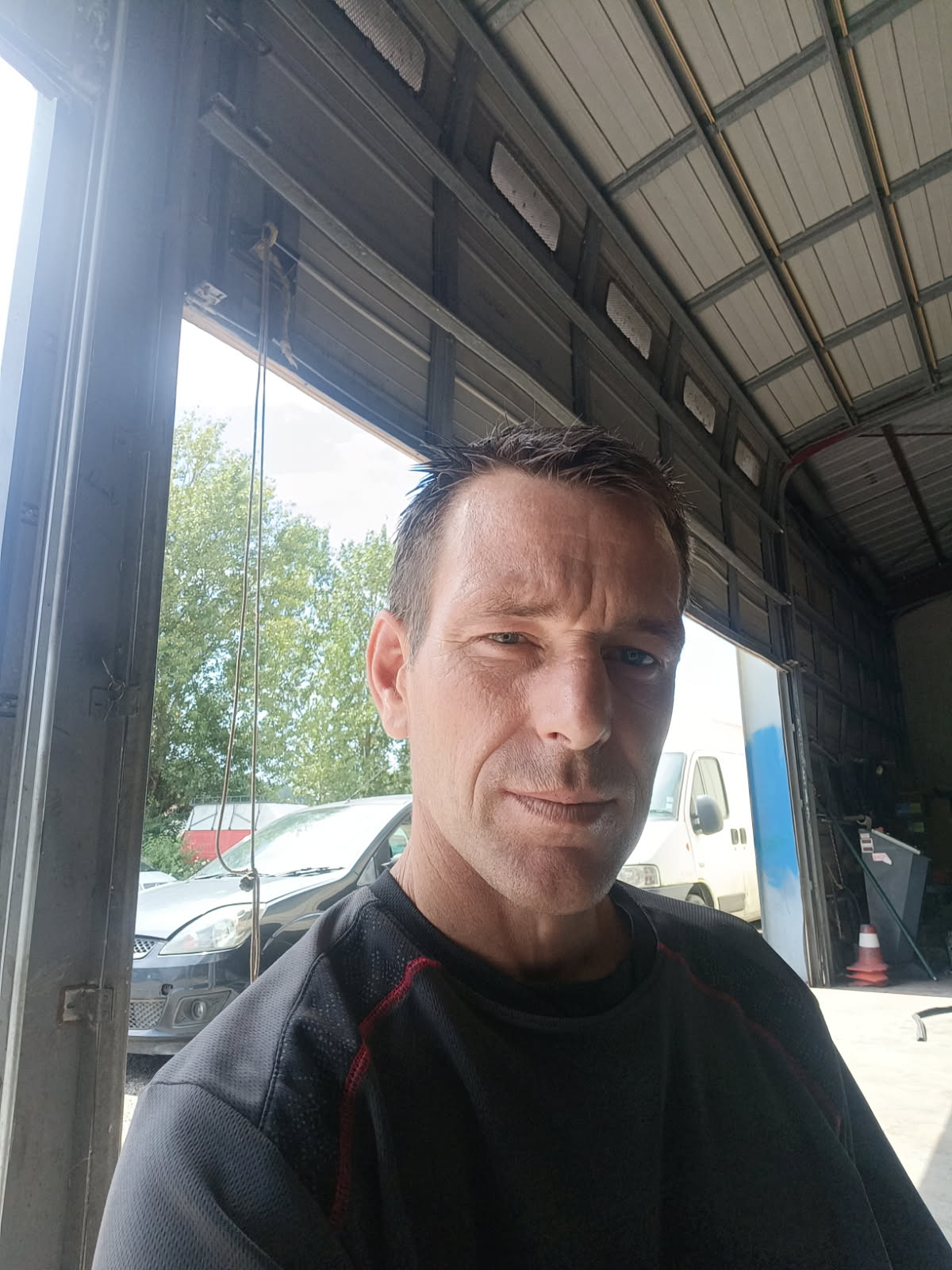 Ilario - Site de rencontre gay à Bleienbach Profil de Ilario, 41 ans, Site de rencontre gay à Bleienbach (Berne)