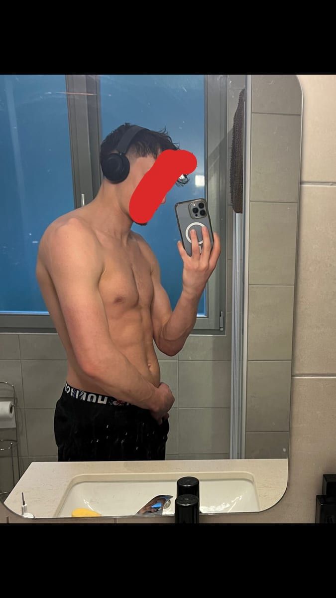 Profil de Henri-jean, 32 ans, Site de rencontre gay à Vaulruz (Fribourg)