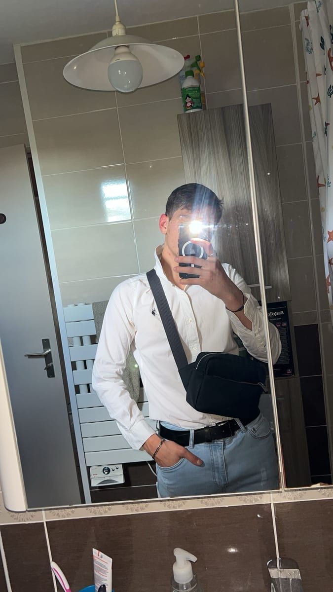 Jym - Site de rencontre gay à Appenzell Enggenhütten Profil de Jym, 27 ans, Site de rencontre gay à Appenzell Enggenhütten (Appenzell Rhodes-Intérieures)