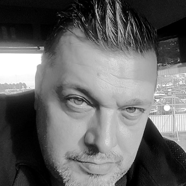 Profil de Noan, 30 ans, Site de rencontre gay à Kägiswil (Obwald)