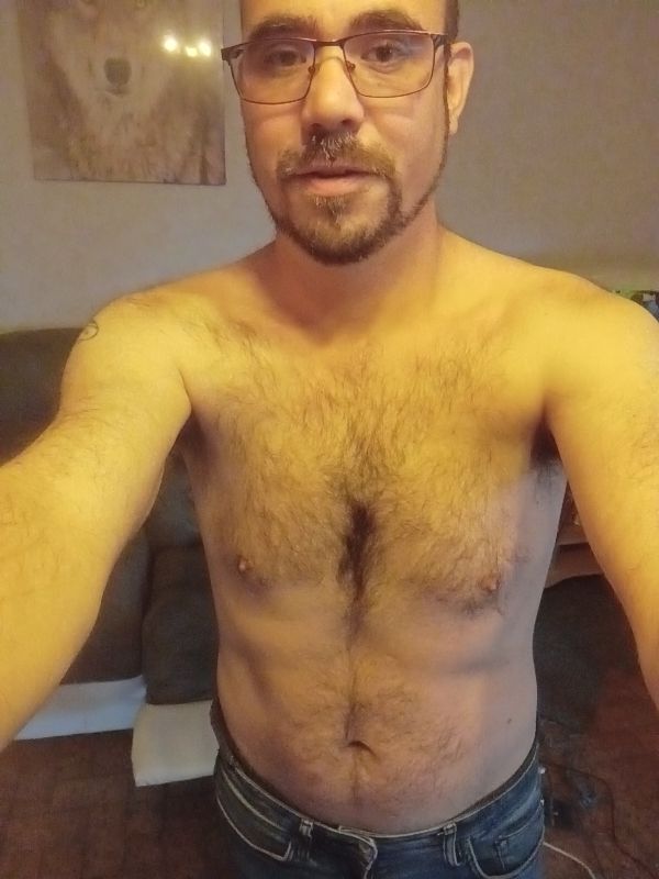 Profil de Vic, 43 ans, Site de rencontre gay à Vezio (Tessin)