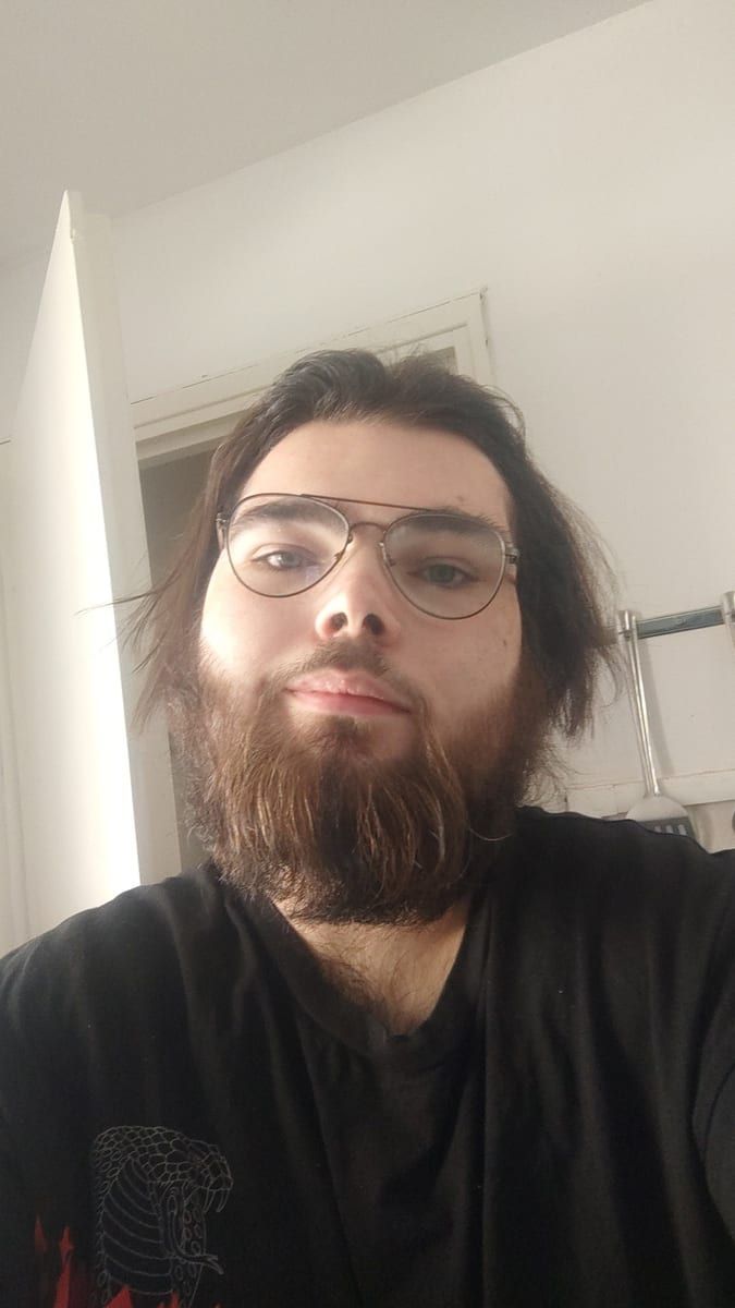 Profil de Louis-valentin, 39 ans, Site de rencontre gay à Valchava (Grisons)