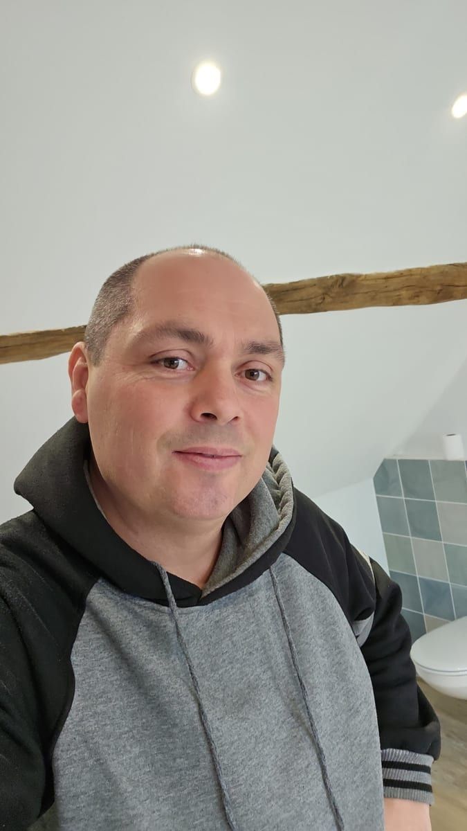 Profil de Zackarya, 32 ans, Site de rencontre gay à Zweisimmen (Berne)