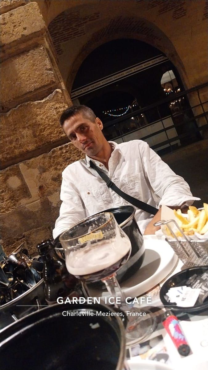 Profil de Casimir, 27 ans, Site de rencontre gay à Vattiz (Grisons)