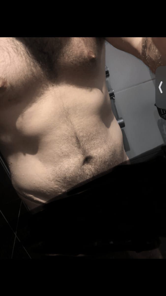 Gueric - Site de rencontre gay à Wisen SO Profil de Gueric, 44 ans, Site de rencontre gay à Wisen SO (Soleure)