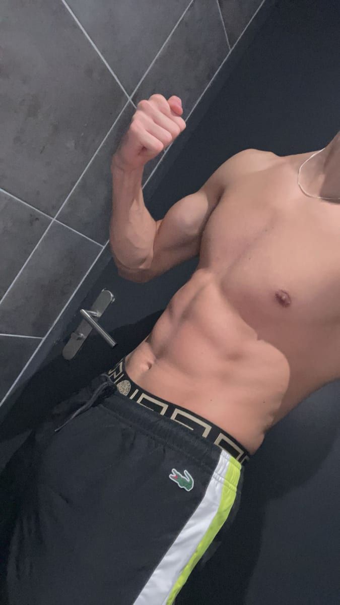 Profil de Rafi, 40 ans, Site de rencontre gay à Zuoz (Grisons)