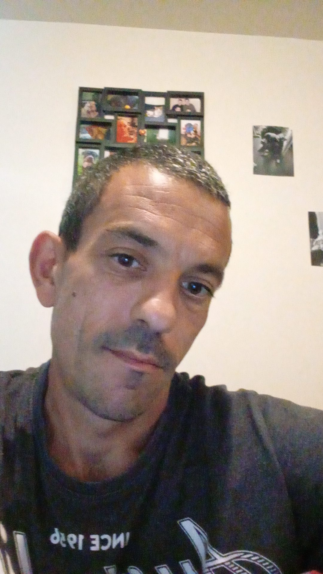 Ebu - Site de rencontre gay à Almens Profil de Ebu, 37 ans, Site de rencontre gay à Almens (Grisons)