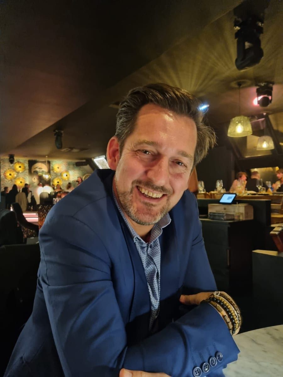 Profil de Sylla, 40 ans, Site de rencontre gay à Presinge (Genève)