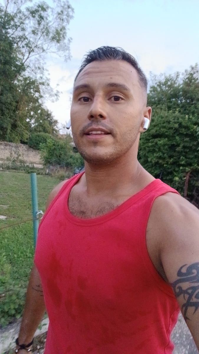 Profil de Gareth, 29 ans, Site de rencontre gay à St-Sulpice NE (Neuchâtel)
