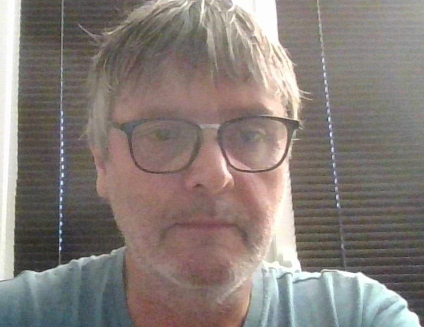 Profil de Georgie, 32 ans, Site de rencontre gay à St-Aubin-Sauges (Neuchâtel)