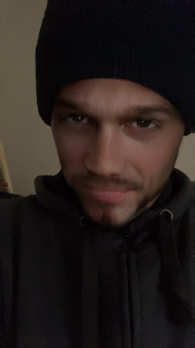 Profil de Richardson, 28 ans, Site de rencontre gay à Vezio (Tessin)