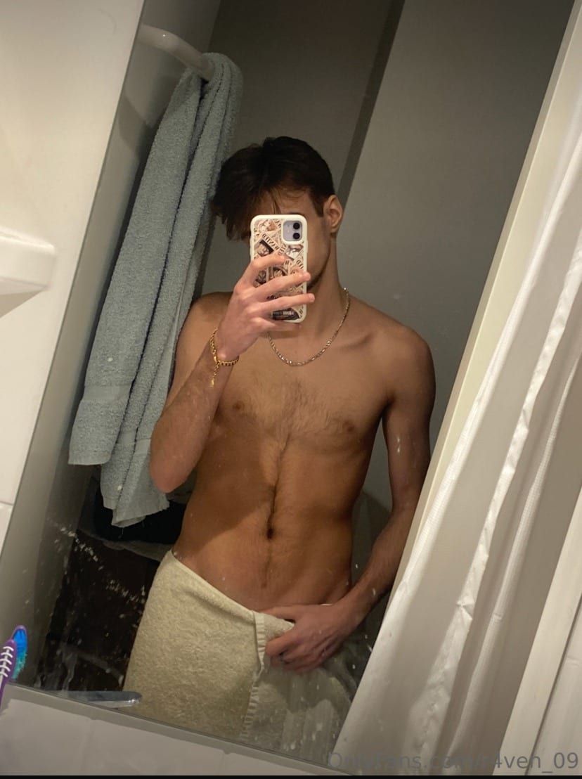 Profil de Dillan, 22 ans, Site de rencontre gay à Vens (Sembrancher) (Valais)