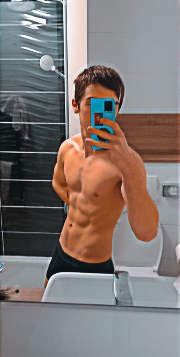 Profil de Romano, 27 ans, Site de rencontre gay à Weisstannen (Saint-Gall)