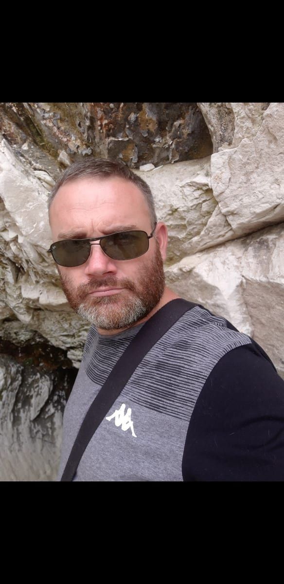 Profil de Abdelhamed, 45 ans, Site de rencontre gay à Nidfurn (Glaris)