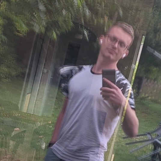 Profil de Brando, 35 ans, Site de rencontre gay à Les Rasses (Vaud)