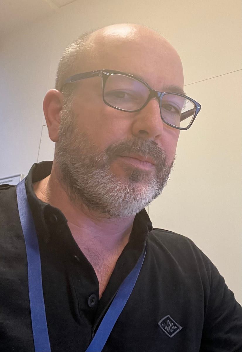 Félicien - Site de rencontre gay à Arveyes Profil de Félicien, 44 ans, Site de rencontre gay à Arveyes (Vaud)