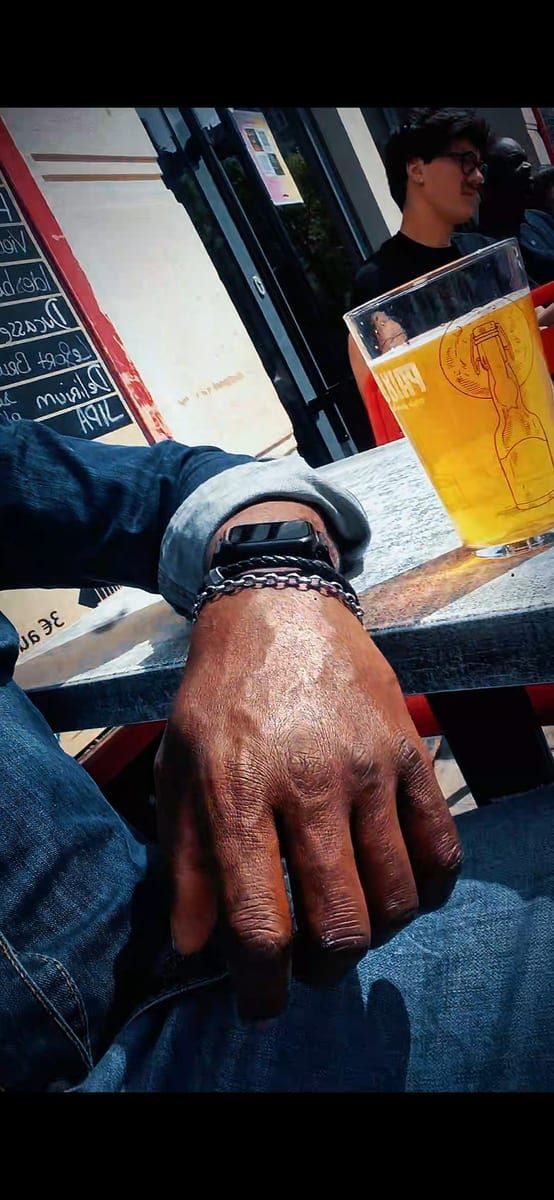 Cihad - Site de rencontre gay à Molondin Profil de Cihad, 23 ans, Site de rencontre gay à Molondin (Vaud)