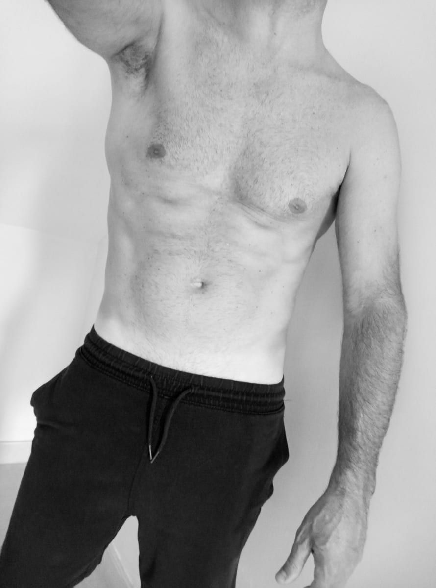 Profil de Yonis, 23 ans, Site de rencontre gay à Vogorno (Tessin)