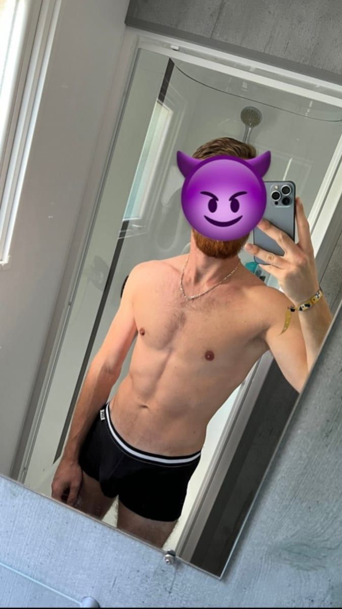 Profil de Acher, 23 ans, Site de rencontre gay à Buochs (Nidwald)