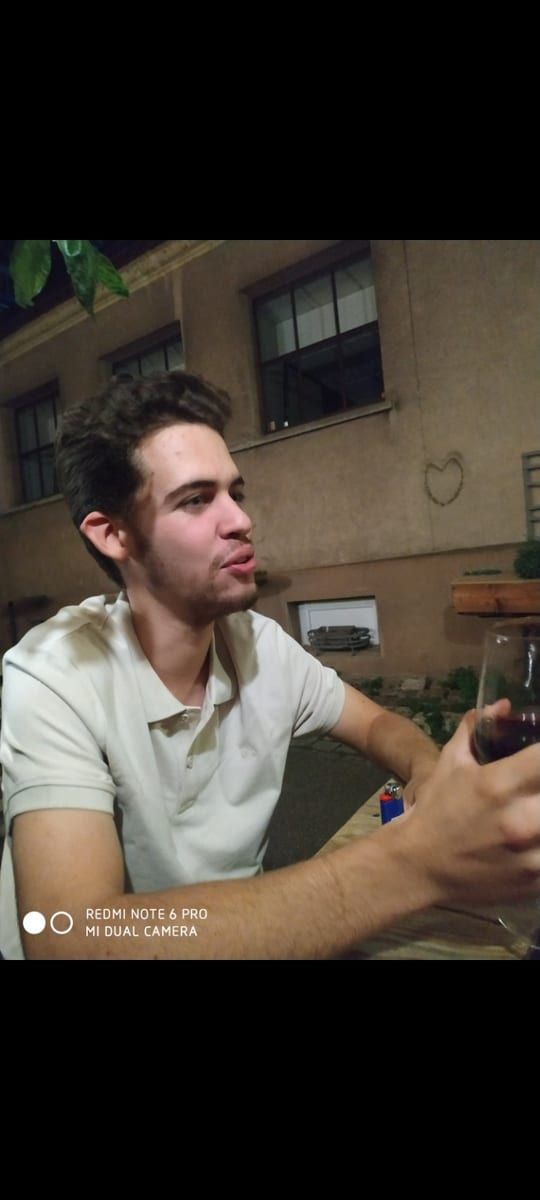 Zine - Site de rencontre gay à Riedstätt Profil de Zine, 24 ans, Site de rencontre gay à Riedstätt (Berne)