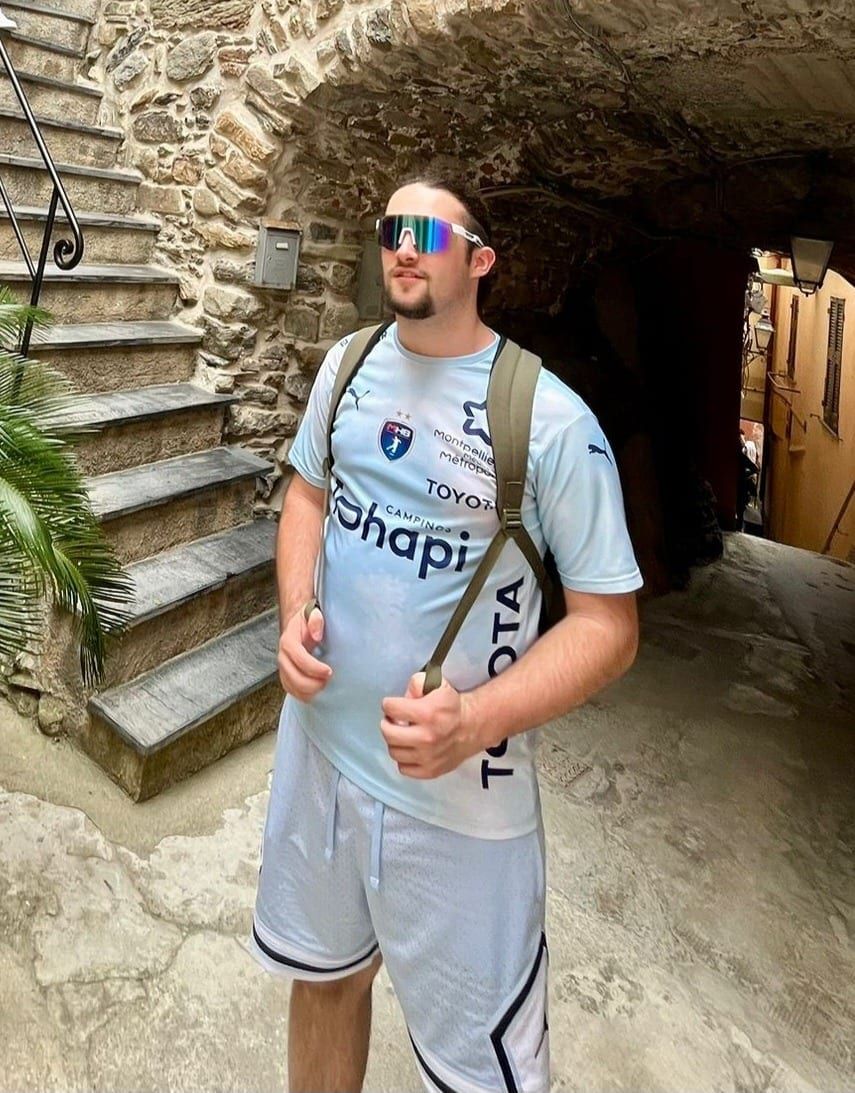 Profil de Hechem, 28 ans, Site de rencontre gay à Versegères (Valais)