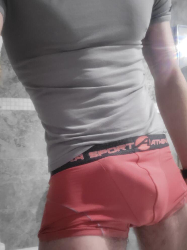 Profil de Casimiro, 37 ans, Site de rencontre gay à Wagerswil (Thurgovie)