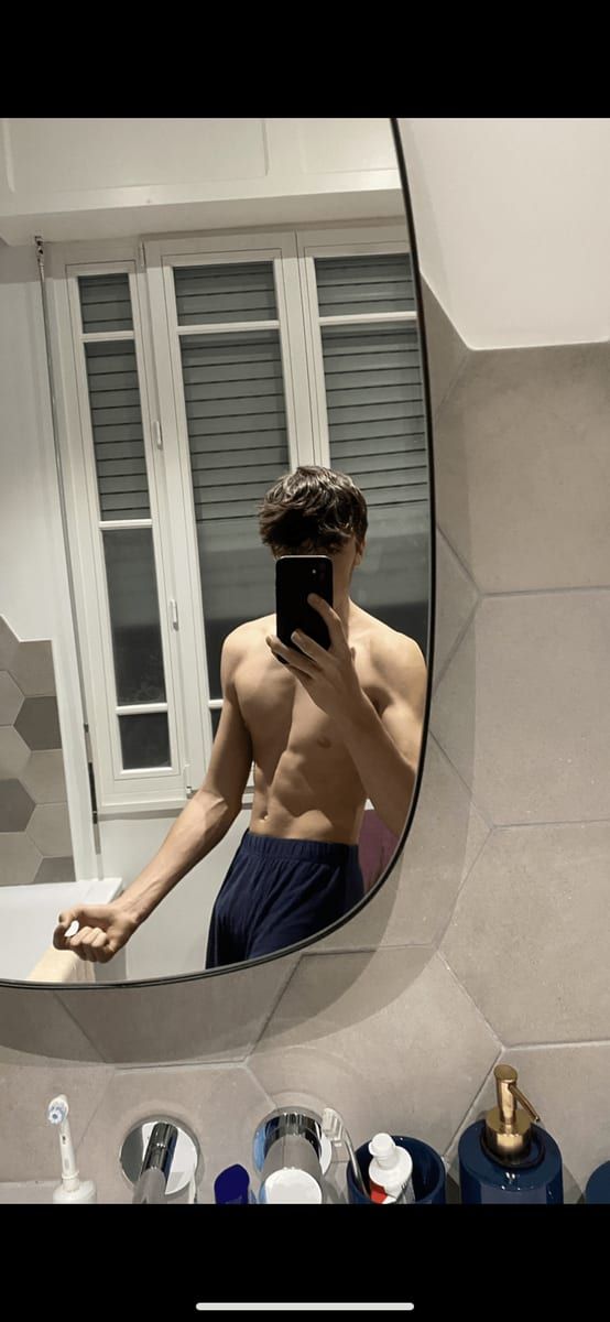 Karamba - Site de rencontre gay à Triengen Profil de Karamba, 35 ans, Site de rencontre gay à Triengen (Lucerne)