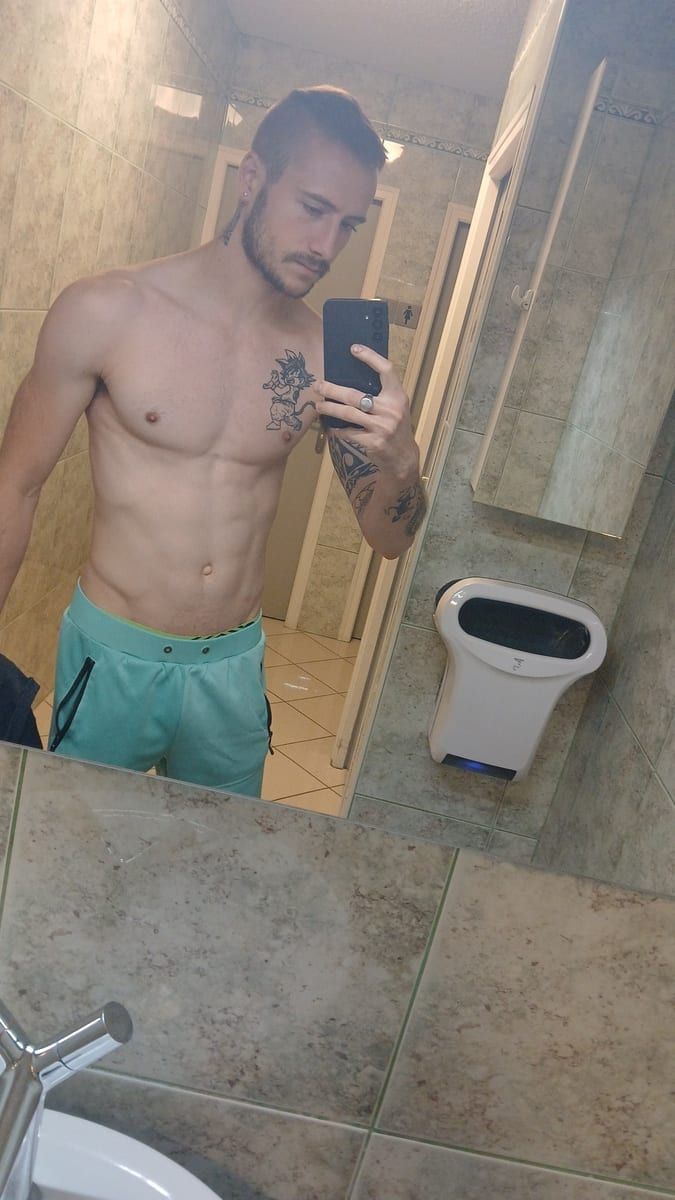 Profil de Shamseddine, 37 ans, Site de rencontre gay à Wittenwil (Thurgovie)