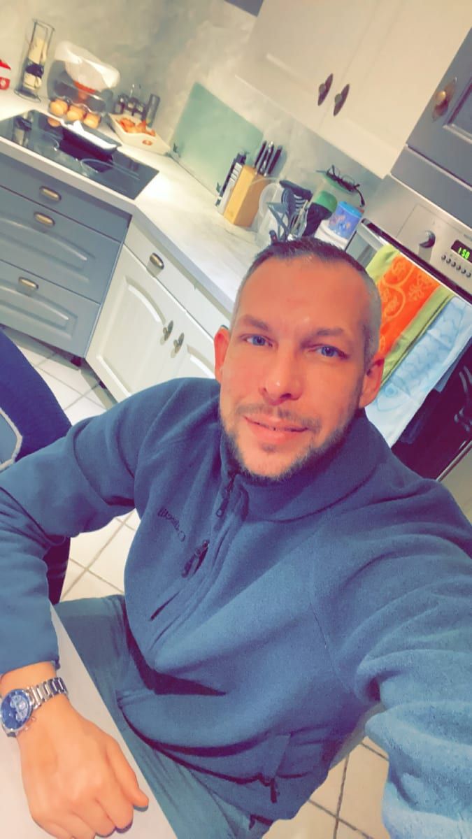 Profil de Mohsin, 24 ans, Site de rencontre gay à Boussens (Vaud)